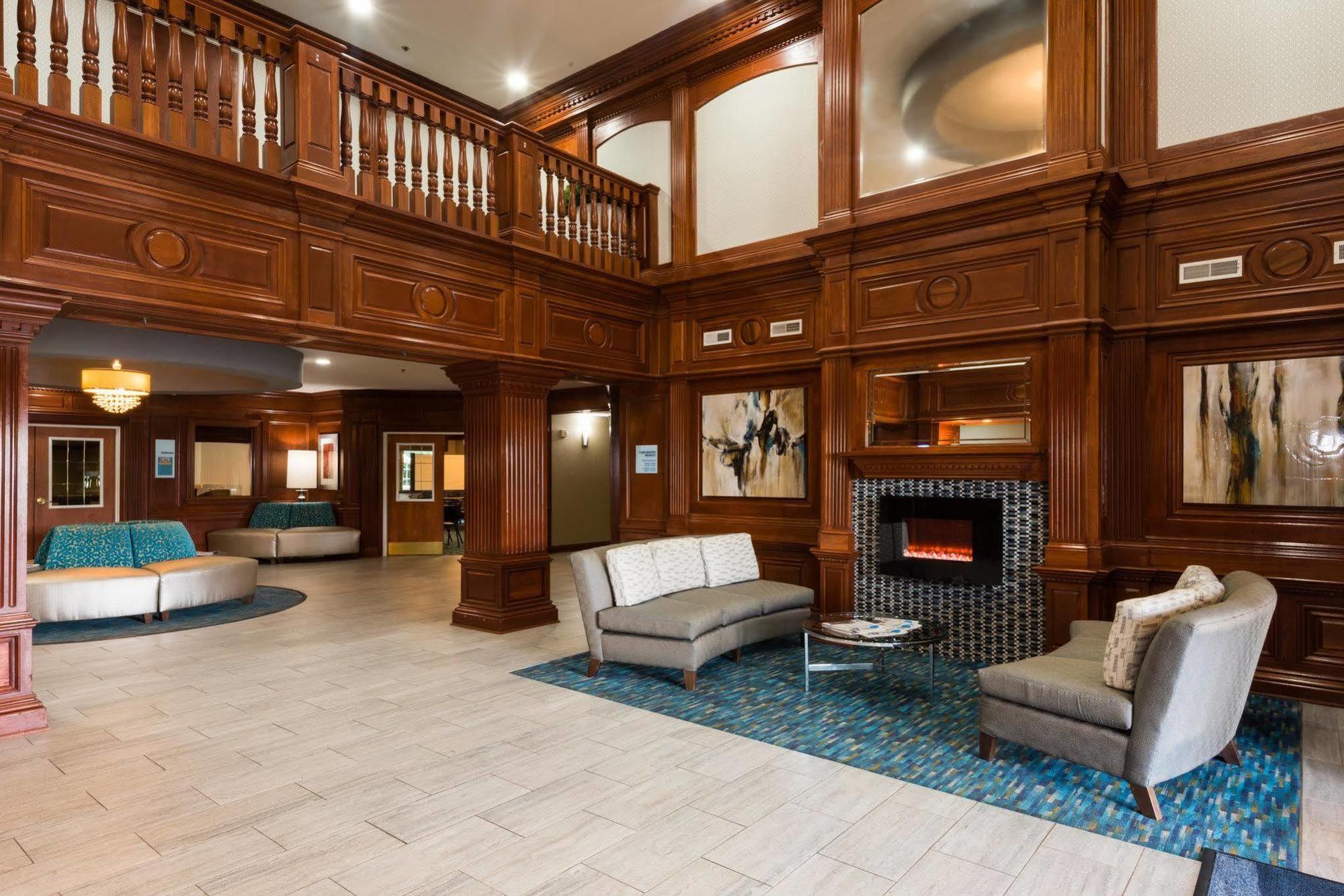 Holiday Inn Express & Suites Indianapolis North - Carmel By Ihg Ngoại thất bức ảnh